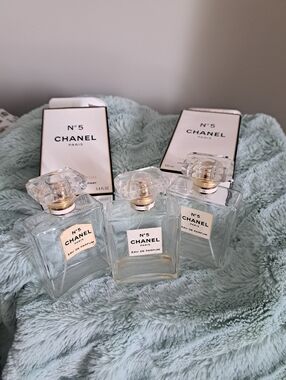 CHANEL NO.5 empty perfume bottles boxes glass decorative collectible vanity deco